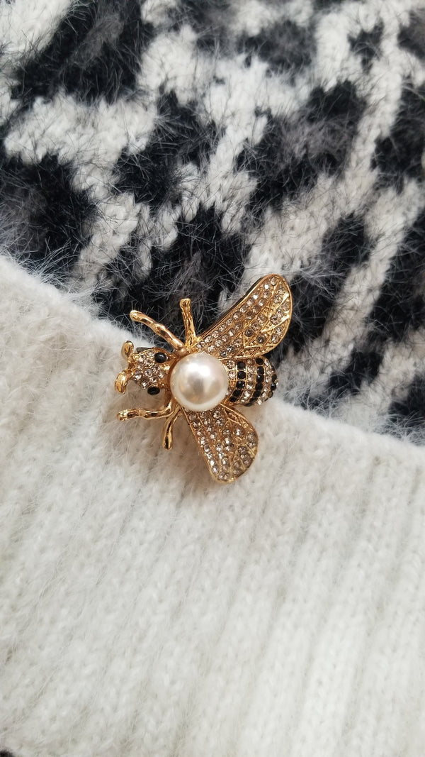 Bumble Bee Brooch pin
