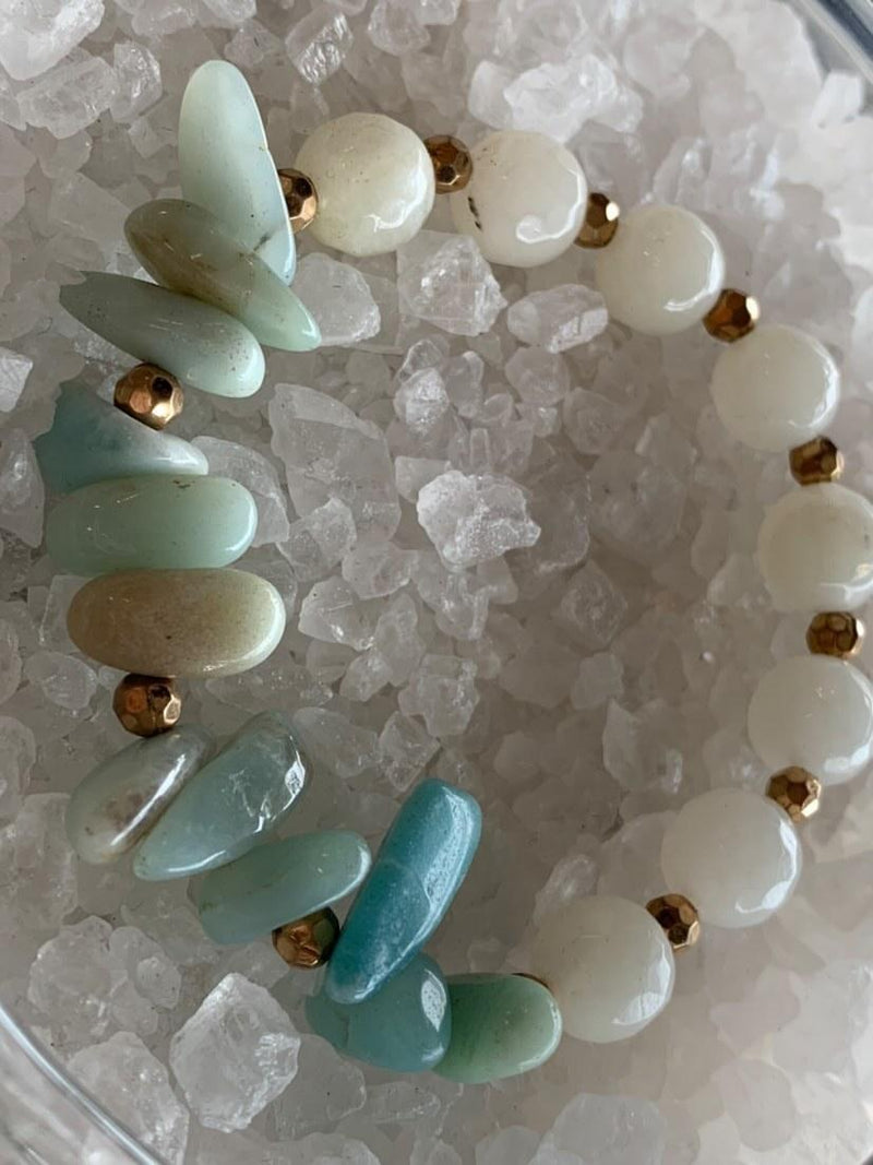 Turquoise Stone and White Marble Bracelet