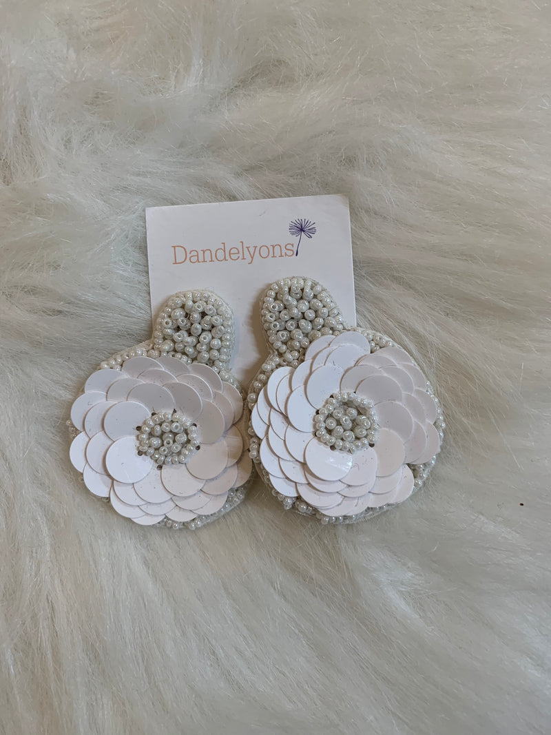 White Sequin Seed Bead Flower Earring