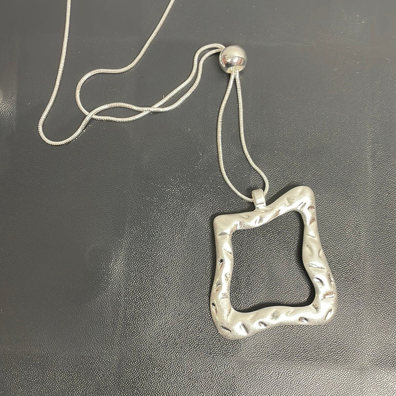 Hammered Geometric Silver Necklace