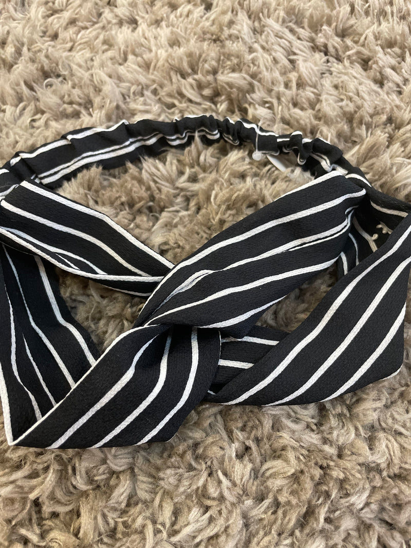 Stripe & Button Wrap Headband