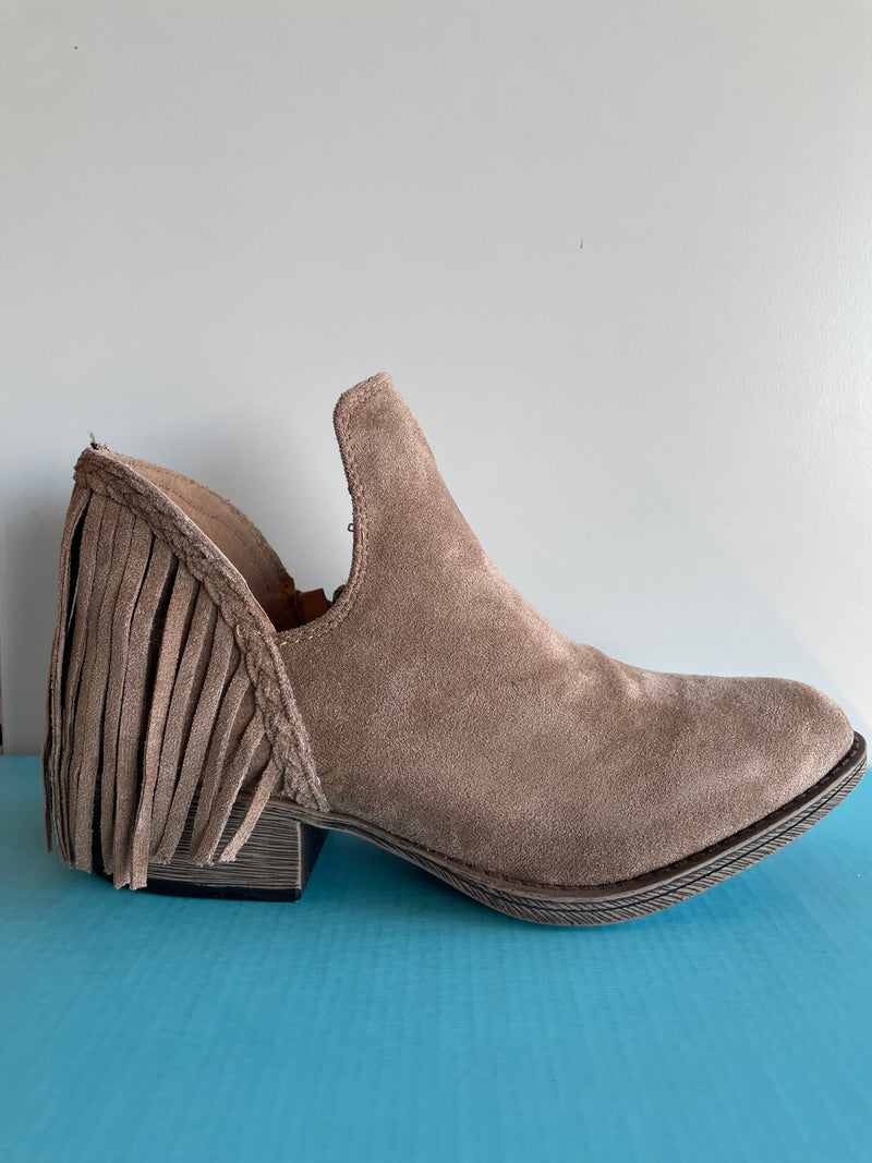Trio Taupe Booties