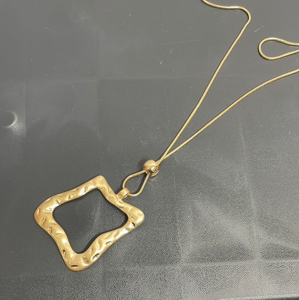Hammered Geometric Gold Necklace